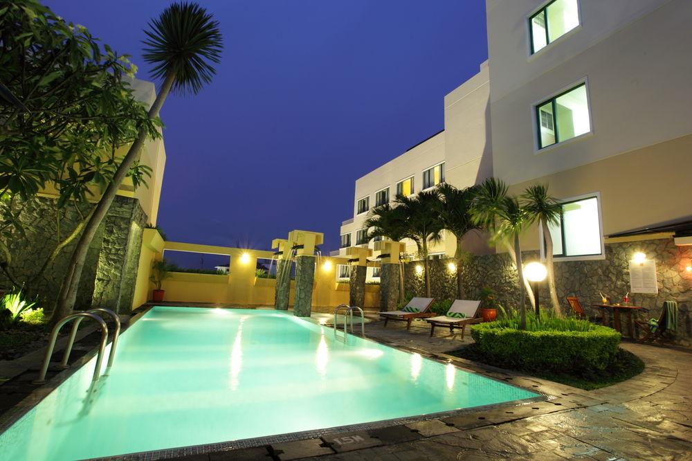 Ibis Malioboro Hotel Yogyakarta Luaran gambar