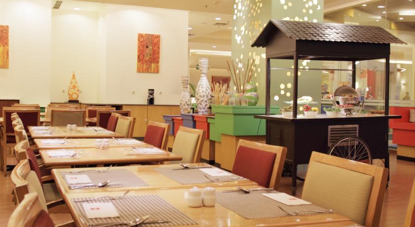 Ibis Malioboro Hotel Yogyakarta Luaran gambar