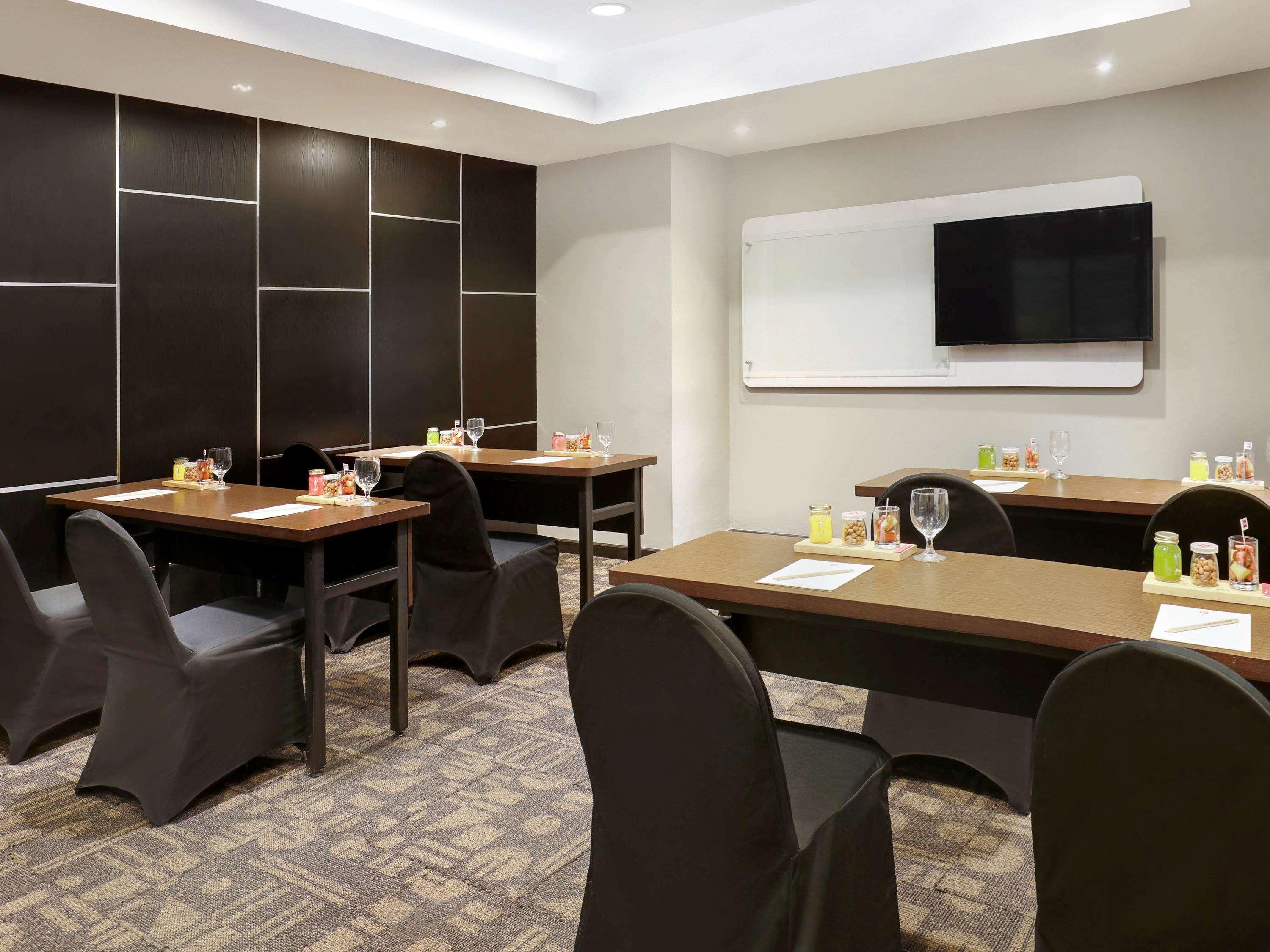 Ibis Malioboro Hotel Yogyakarta Luaran gambar